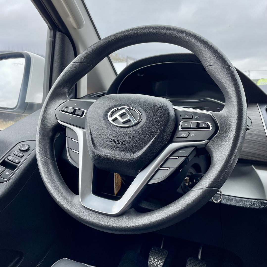 Maxus G10 2.0 Manual Diesel 9+1 2025 10