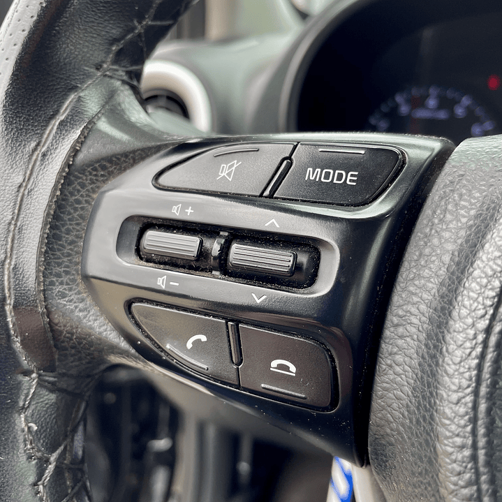 Kia Morning 1.2 Manual EX AC 2021 14