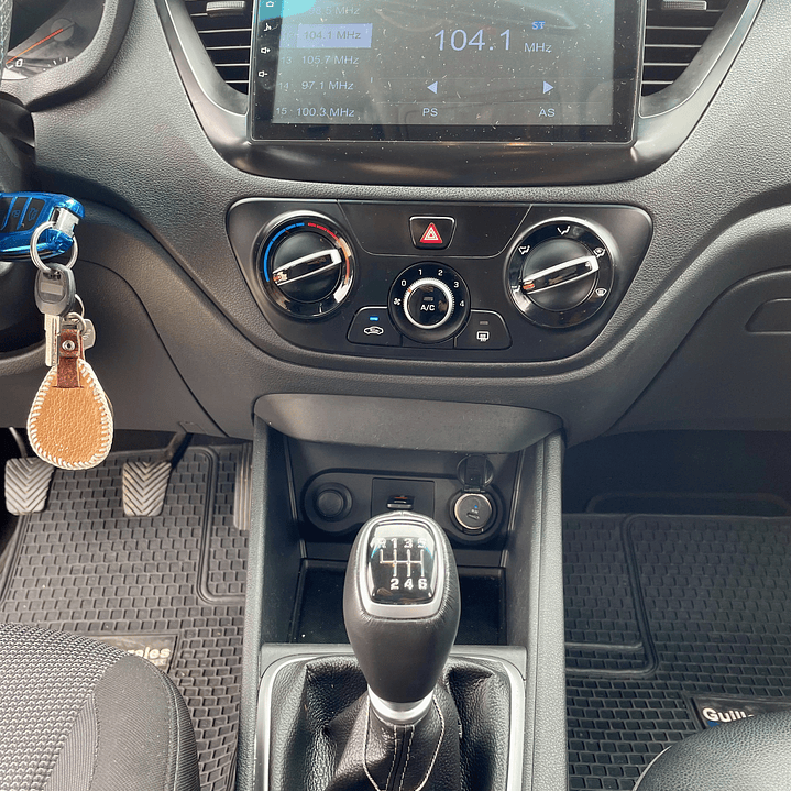 Hyundai Accent 1.4 Value Manual 2021 10