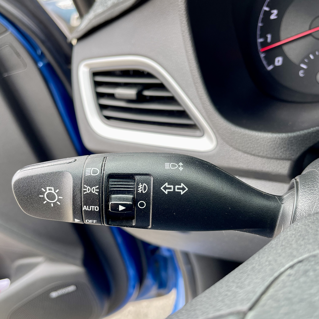 Hyundai Accent 1.4 Value Manual 2021 18