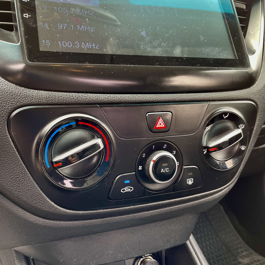 Hyundai Accent 1.4 Value Manual 2021 13