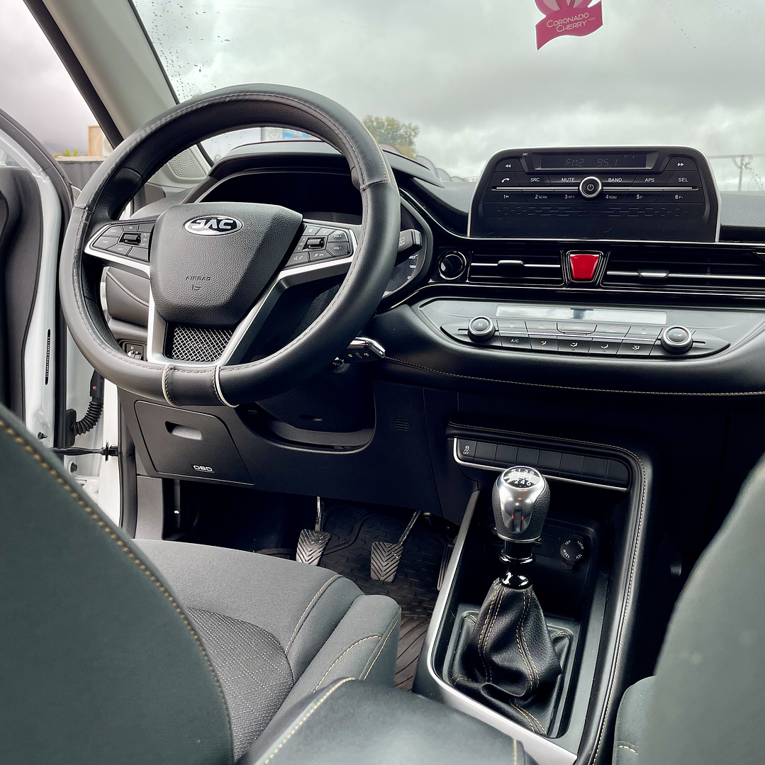 Jac JS4 1.6 Manual Comfort Smart 2022 7