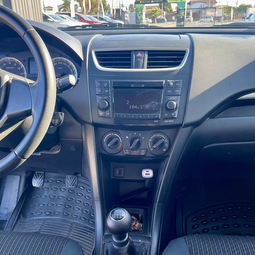 Suzuki Swift 1.2 GLS Manual 2015 5