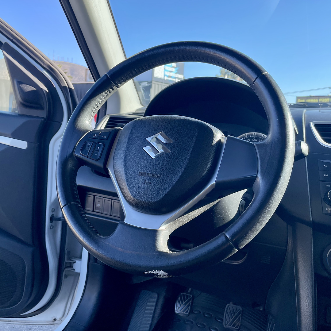 Suzuki Swift 1.2 GLS Manual 2015 11