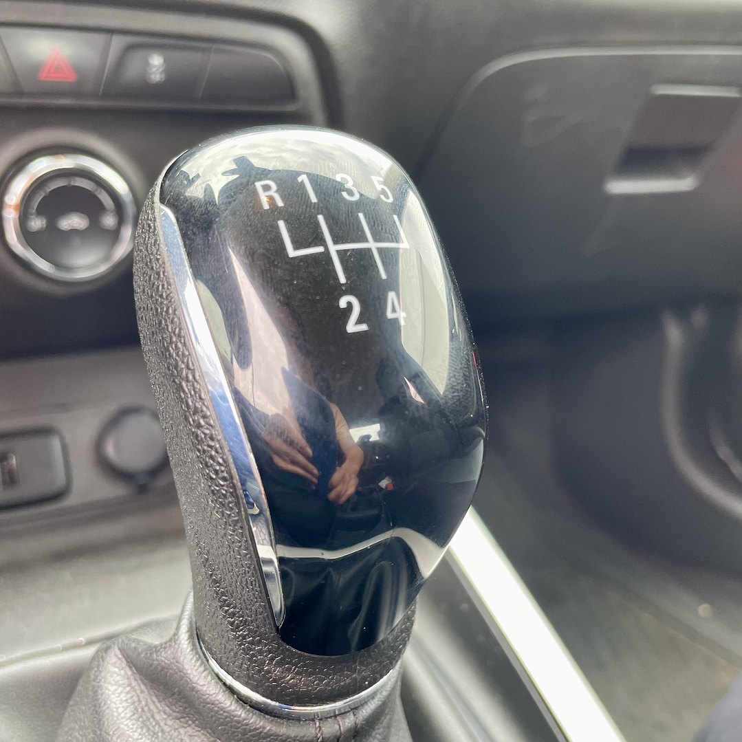 Chevrolet Onix 1.0 Turbo LT Manual 2021 17