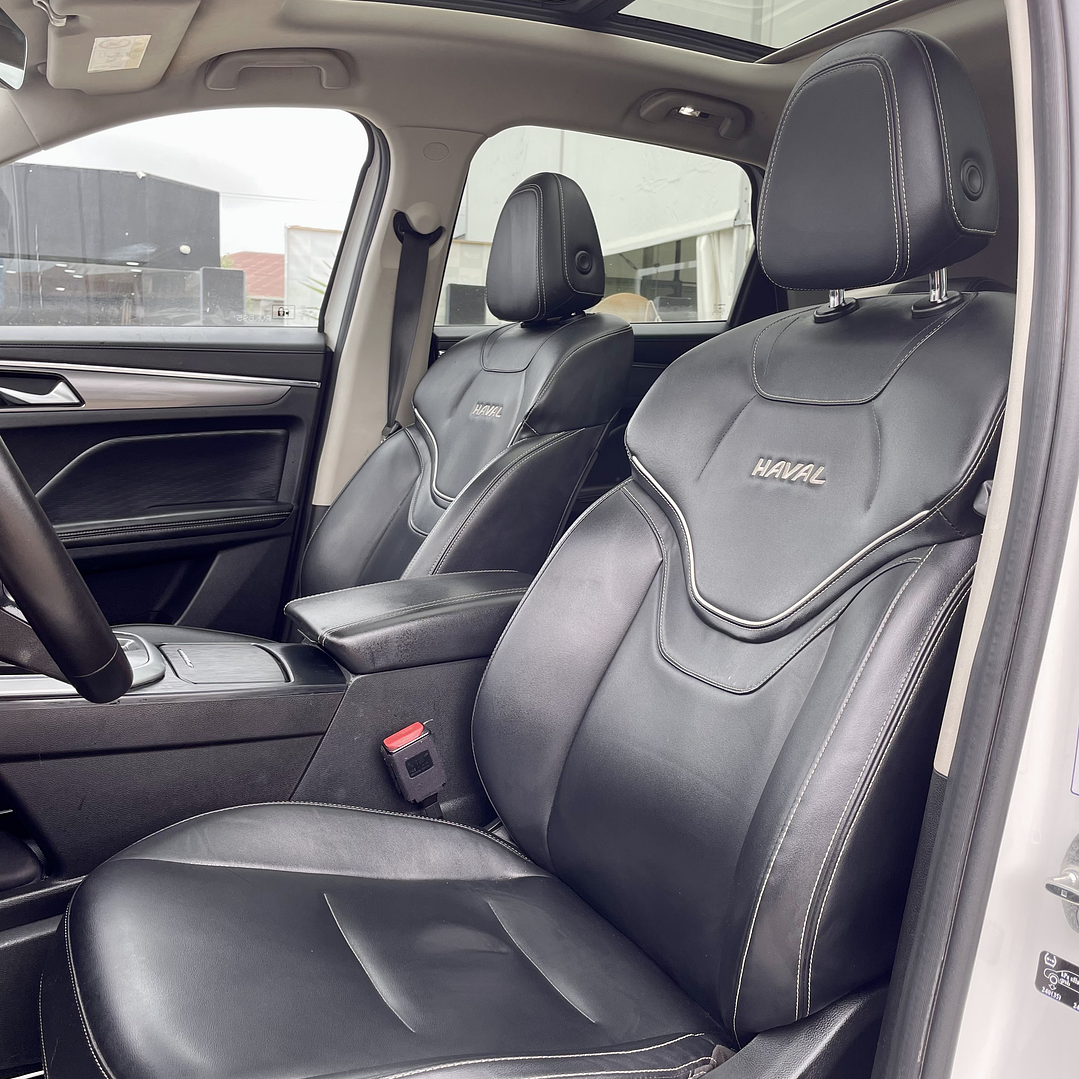 Haval Jolion 1.5 Turbo Deluxe 2022 13