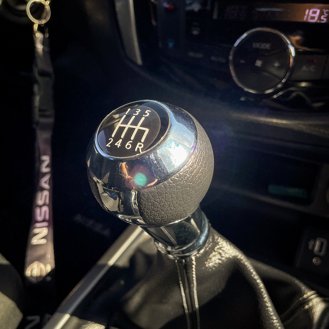 Nissan Navara 2.3 Manual 4x2 EX 2022 17