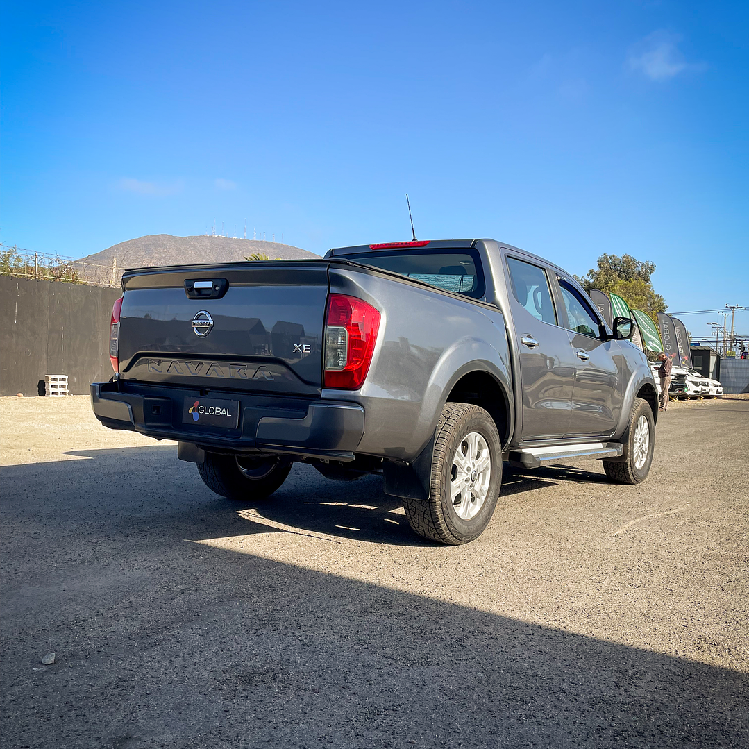 Nissan Navara 2.3 Manual 4x2 EX 2022 6