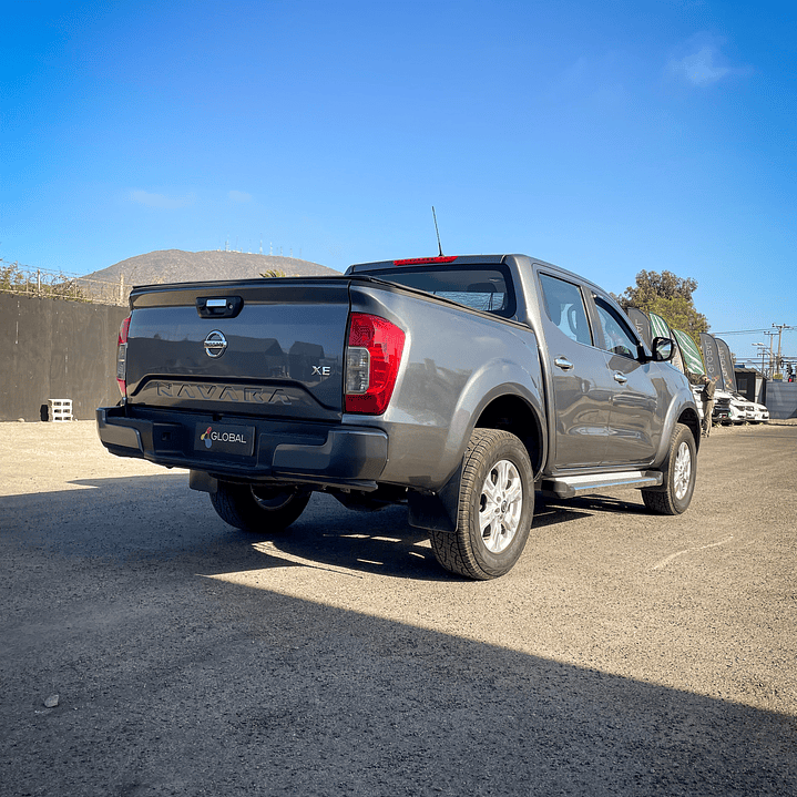 Nissan Navara 2.3 Manual 4x2 EX 2022 6