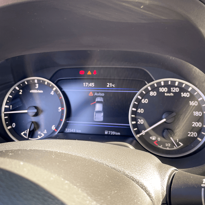 Nissan Navara 2.3 Manual 4x2 EX 2022 15