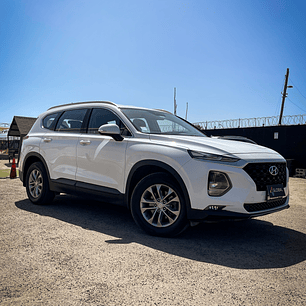 Hyundai Santa Fe 2.4 Manual 5 Asientos GLS 2019