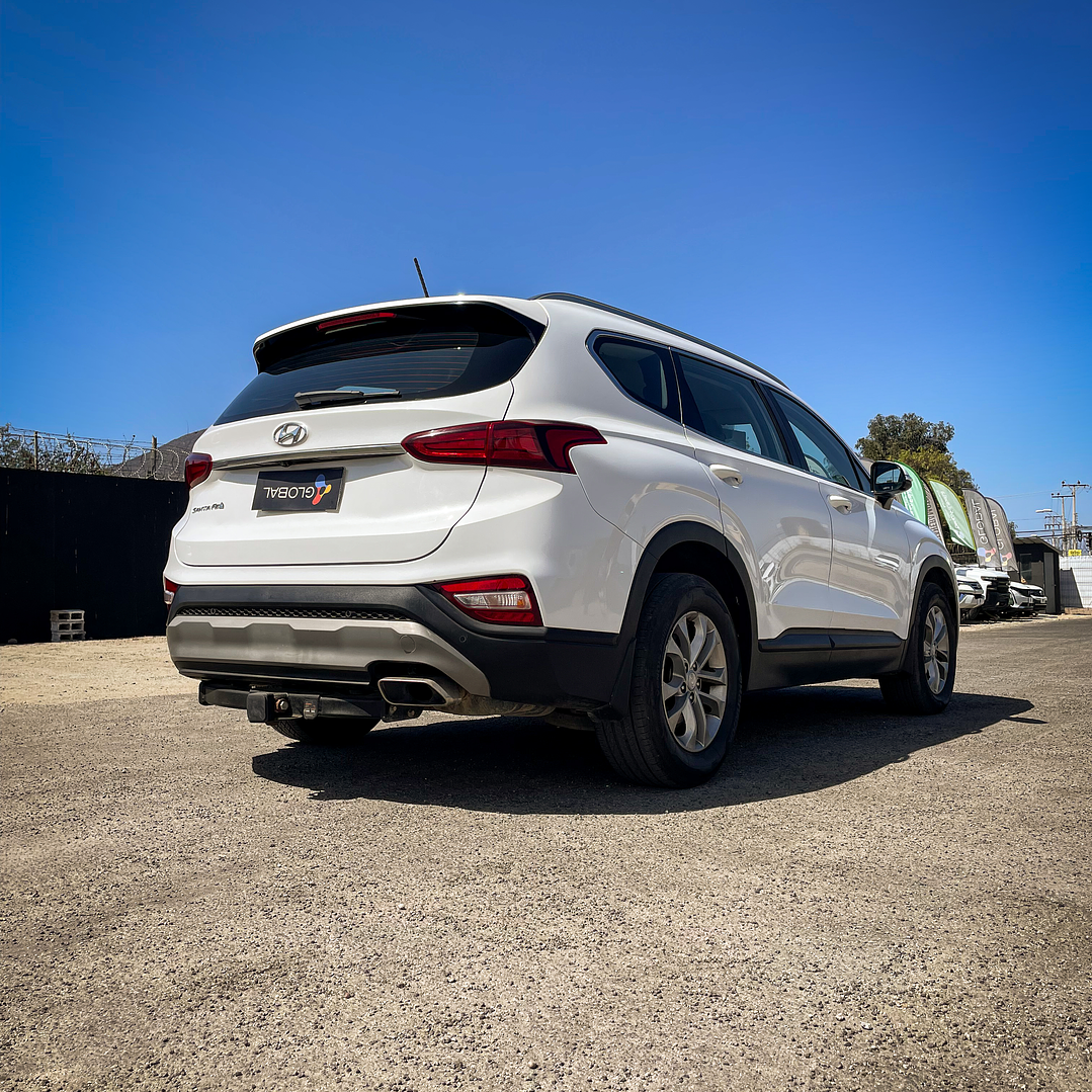 Hyundai Santa Fe 2.4 Manual 5 Asientos GLS 2019 6