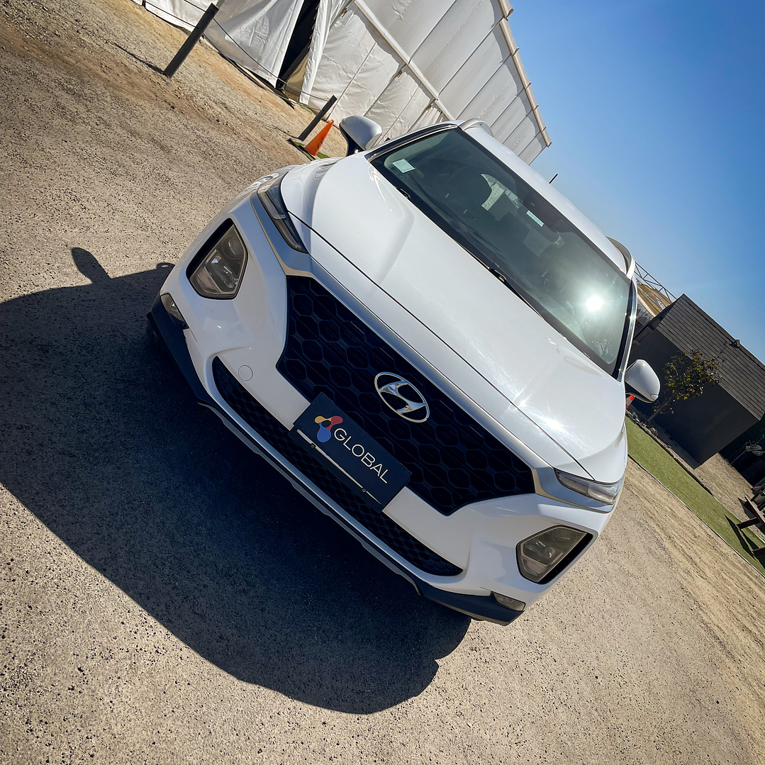 Hyundai Santa Fe 2.4 Manual 5 Asientos GLS 2019 2