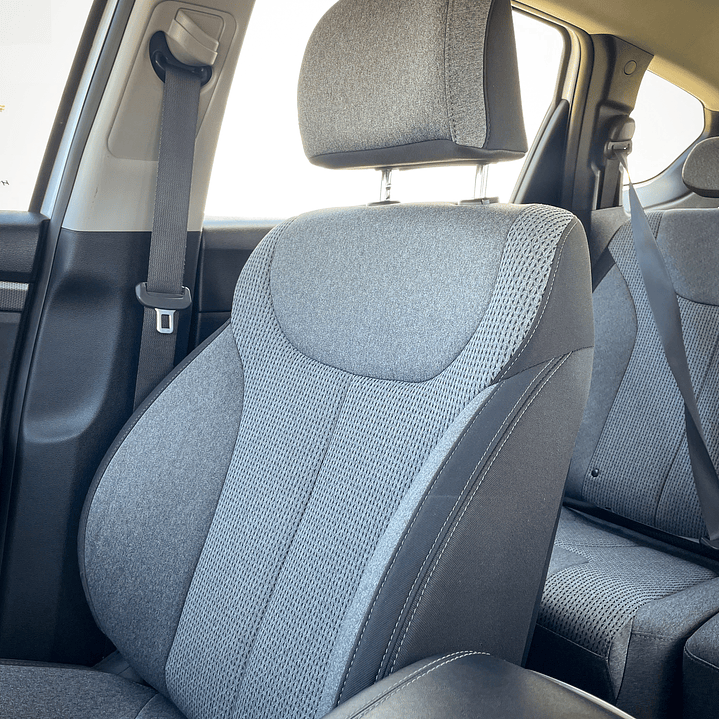 Hyundai Santa Fe 2.4 Manual 5 Asientos GLS 2019 20