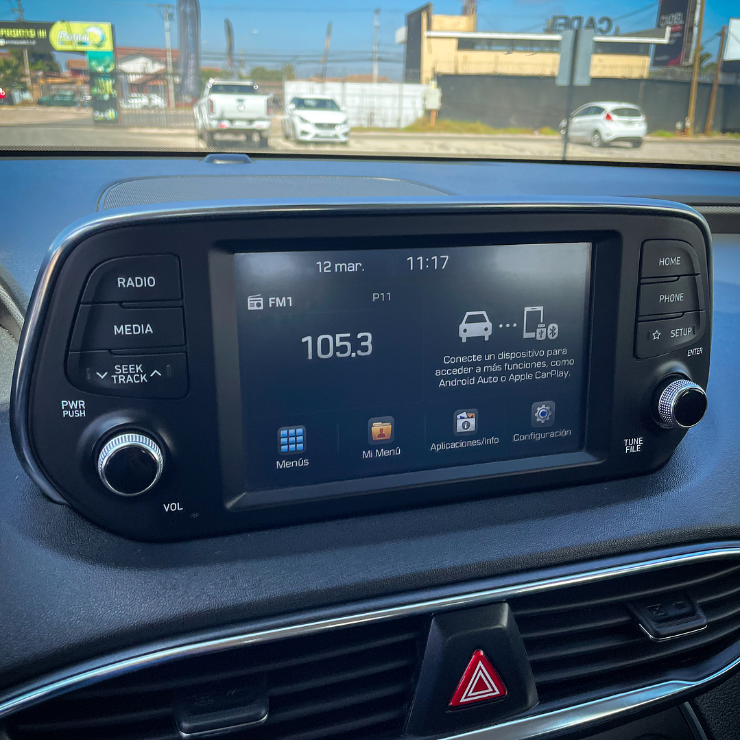 Hyundai Santa Fe 2.4 Manual 5 Asientos GLS 2019 14