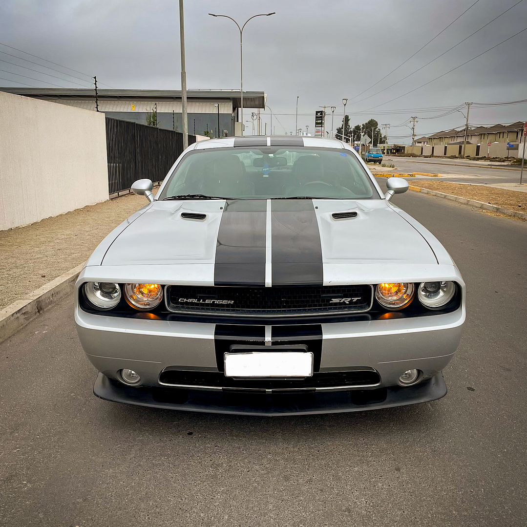 Dodge Challenger 6.4 SRT8 Automático 2012 4