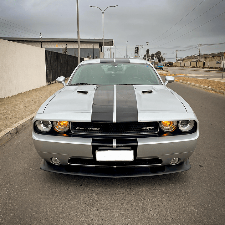 Dodge Challenger 6.4 SRT8 Automático 2012 4
