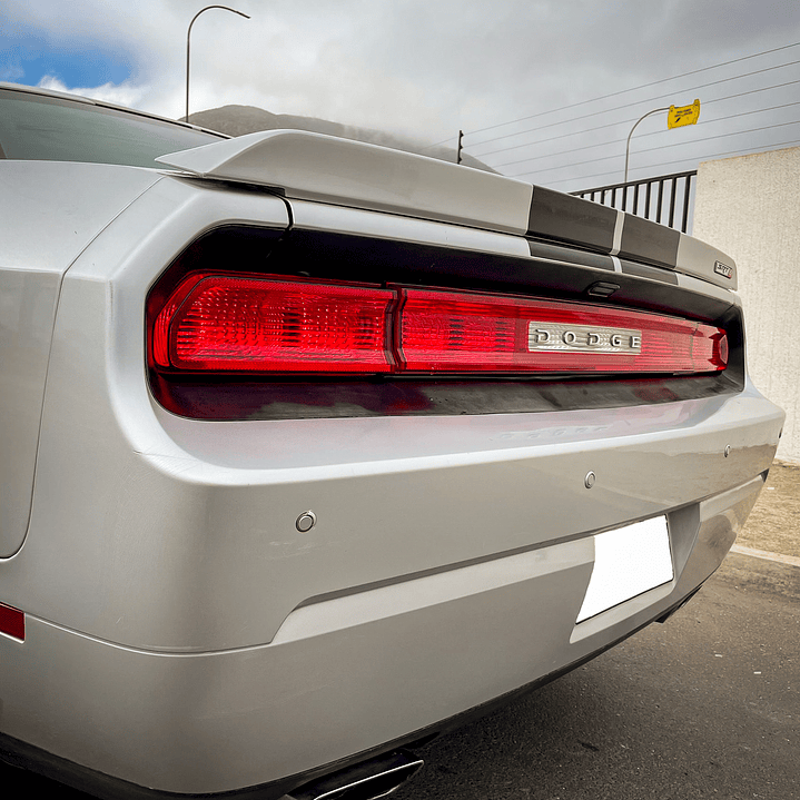 Dodge Challenger 6.4 SRT8 Automático 2012 9