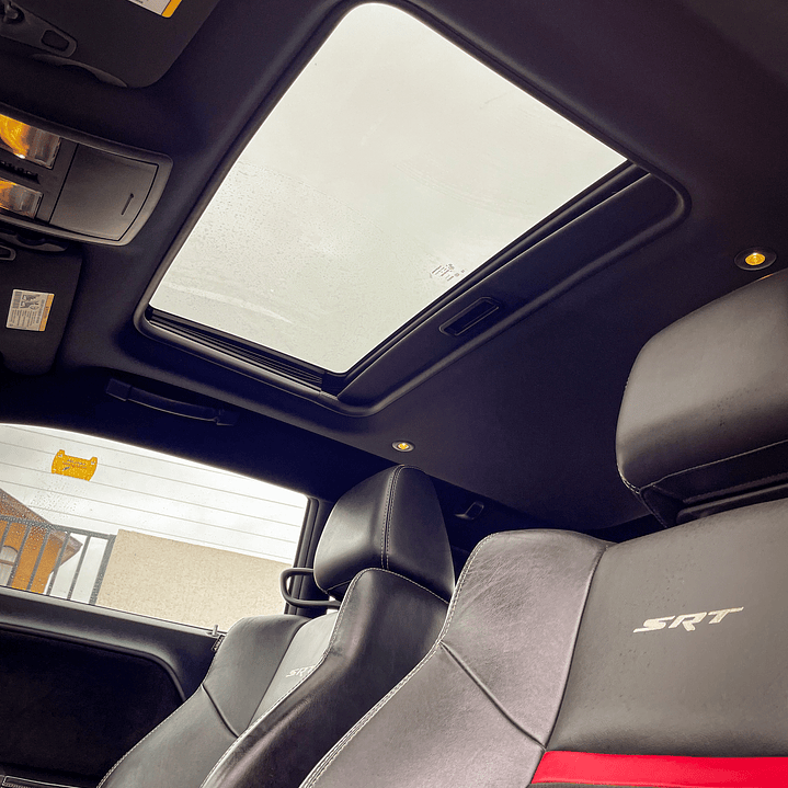 Dodge Challenger 6.4 SRT8 Automático 2012 23