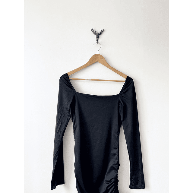 Vestido negro (SM)