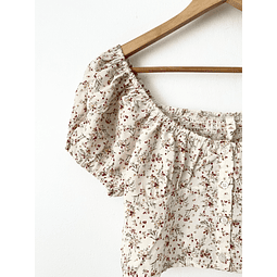 Polera florecitas (ML)