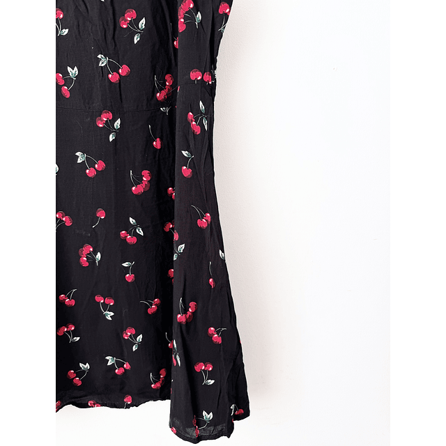 Vestido cherry (M)