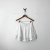 Falda blanca (ML)