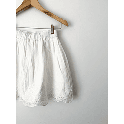 Falda blanca (XS)