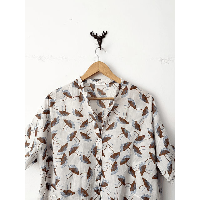 Blusa flores (ML)