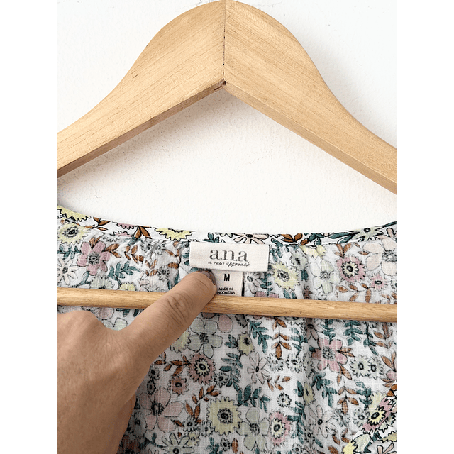 Blusa florecitas (M)