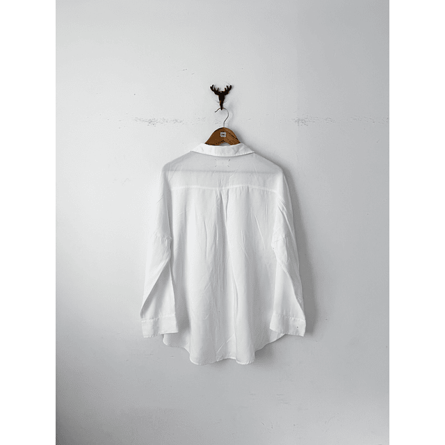 Camisa blanca (M)