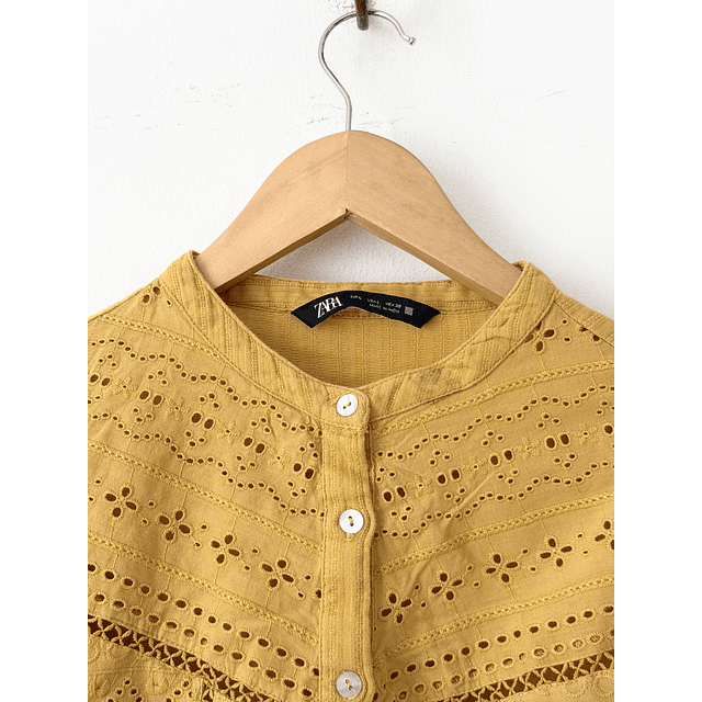 Blusa mostaza (S)