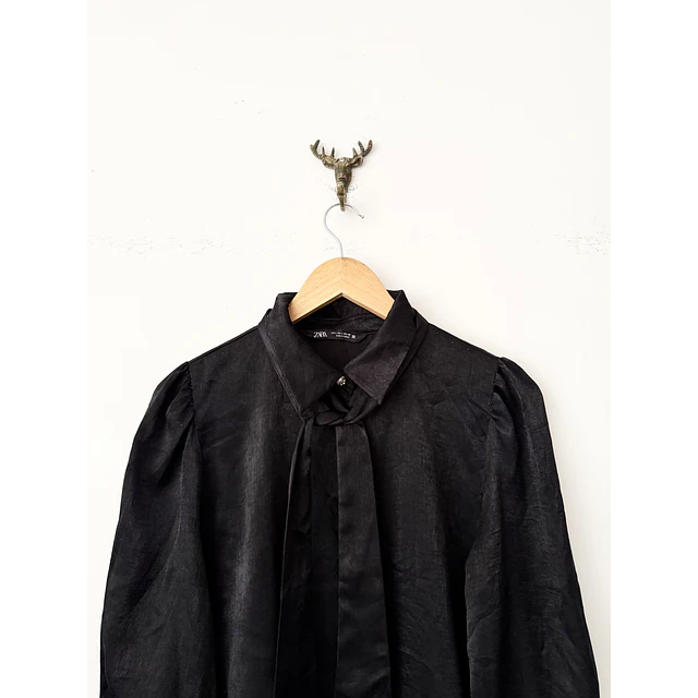 Blusa satén (S)