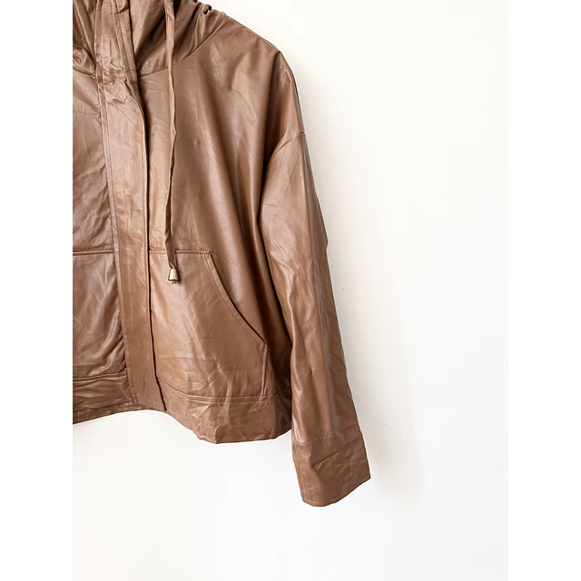 Chaqueta cuerina (M)