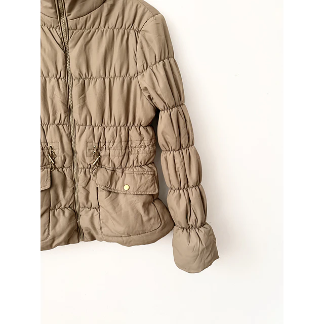 Chaqueta beige (SM)