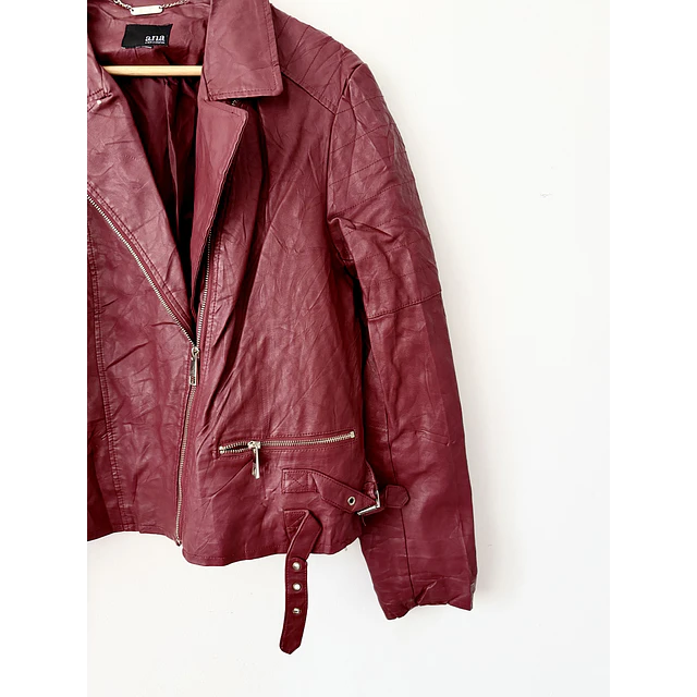 Chaqueta cuerina (ML)