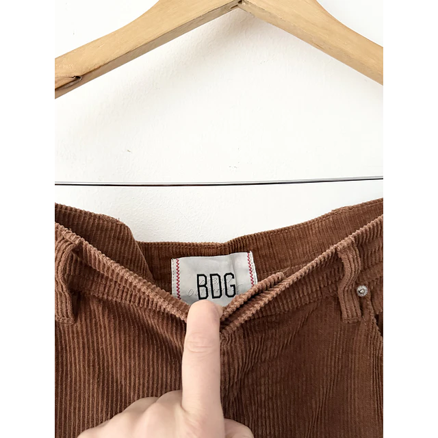 Pantalón cotele (42)