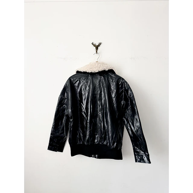 Chaqueta charol (M)