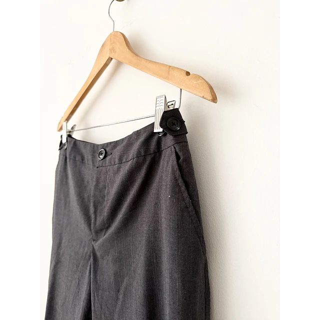 Pantalón gris (38)