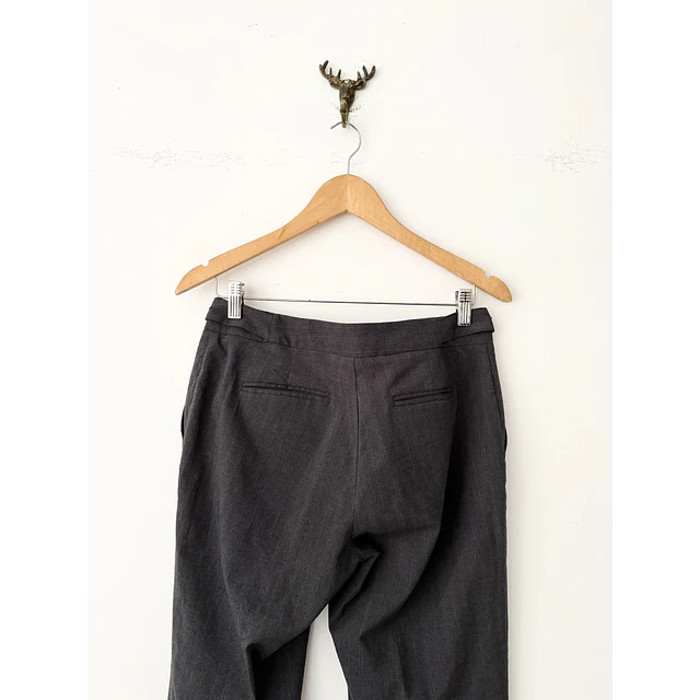 Pantalón gris (38)