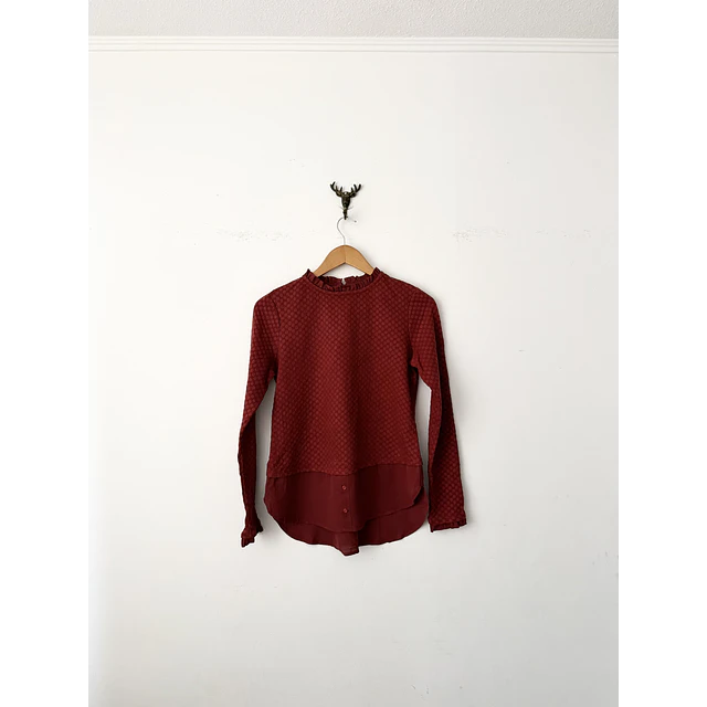 Blusa burdeo (S)