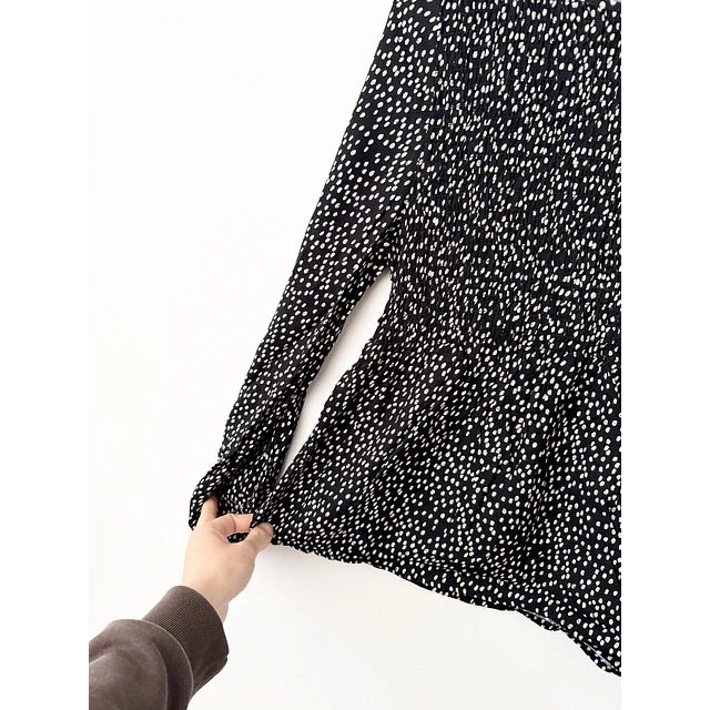 Blusa puntitos (S)