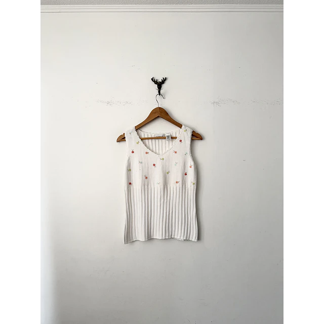 Polera bordada (S)