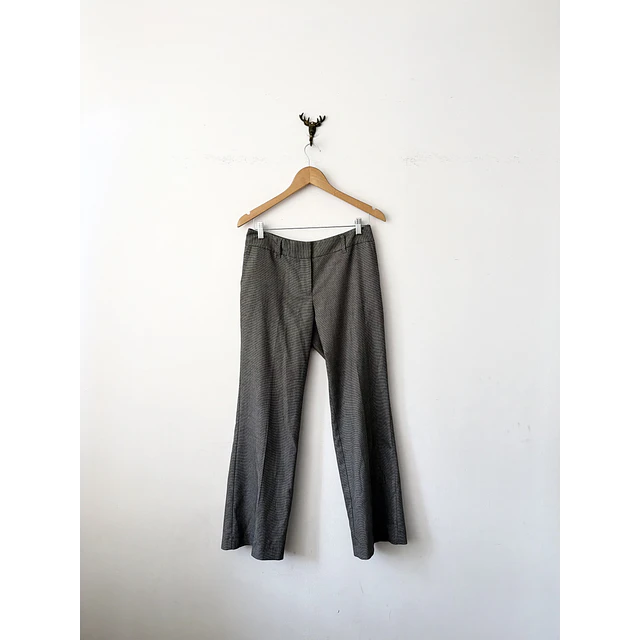 Pantalón gris (38)