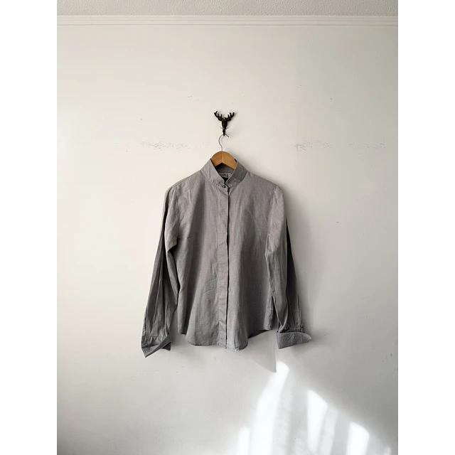 Blusa gris (M)