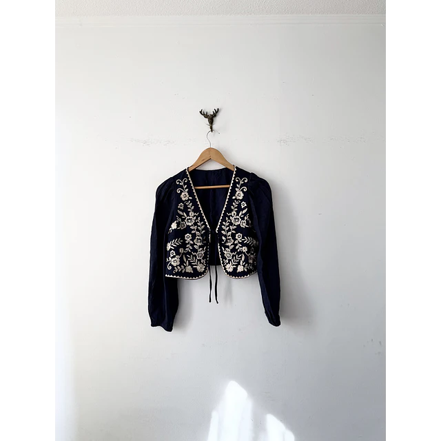Blusa bordada (S)