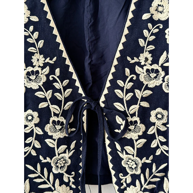 Blusa bordada (S)