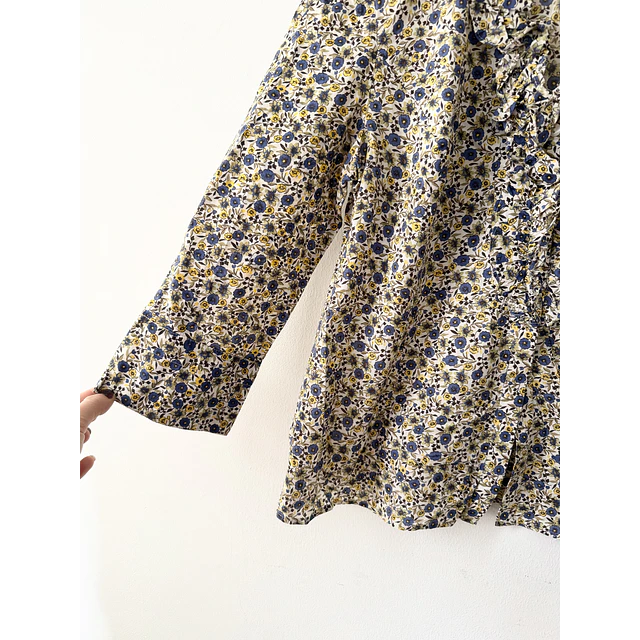 Blusa florecitas (ML)