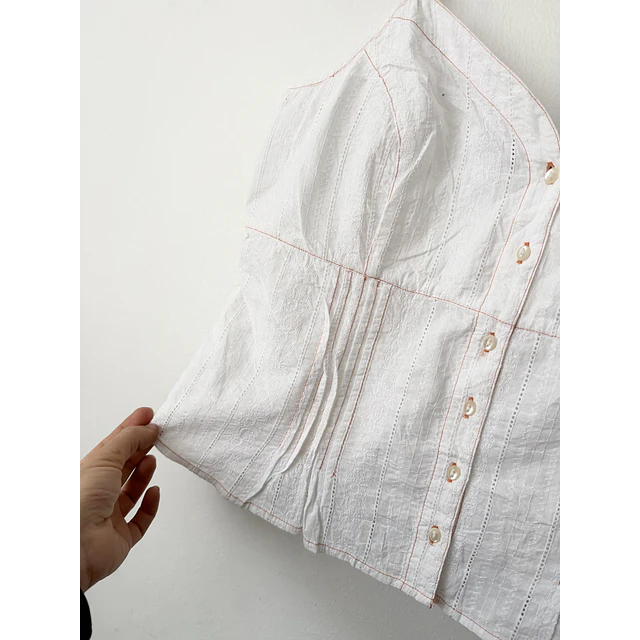 Polera blanca (M)