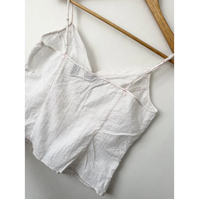 Polera blanca (M)
